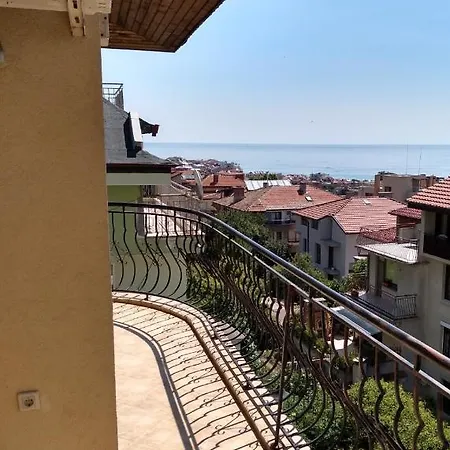 Valeev Casa de hóspedes